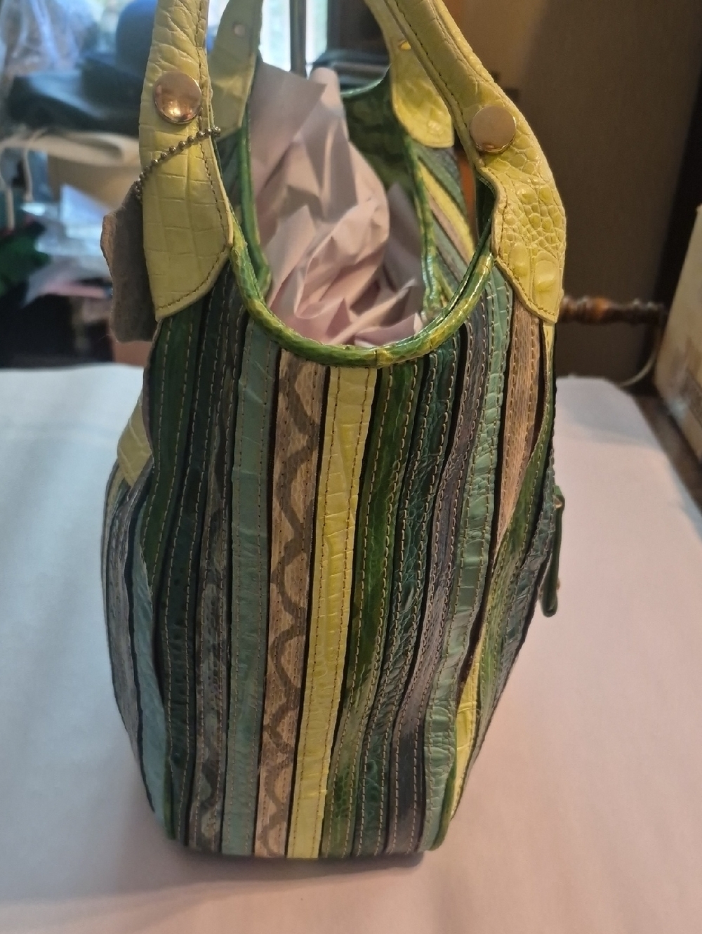 Madi Claire Tote Bag EUC. - Picture 6 of 16